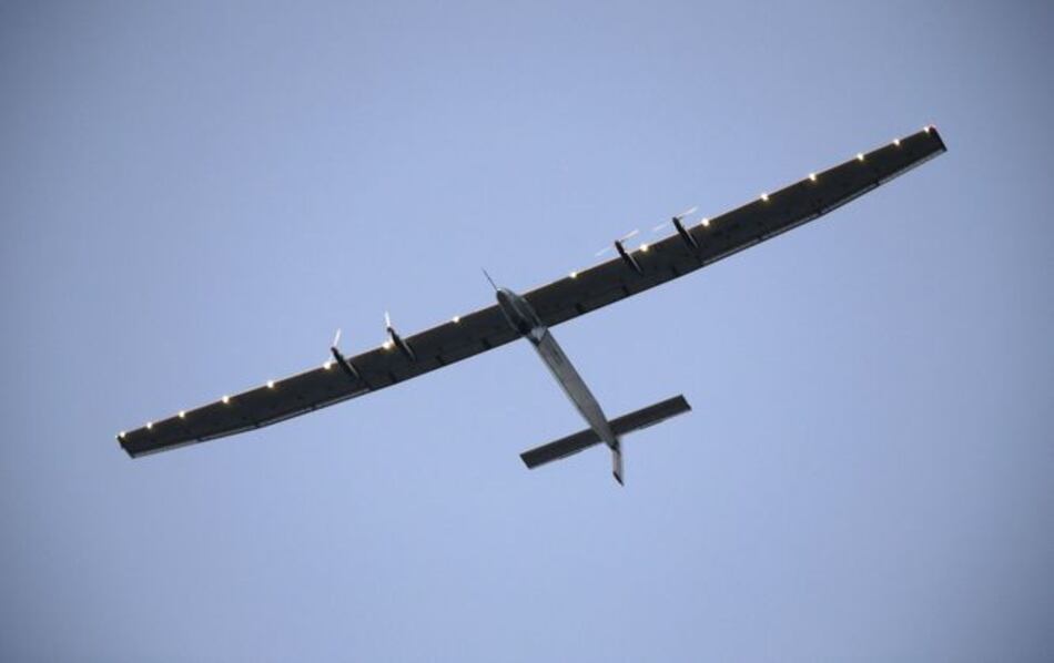 Avión solar: Rápido ascenso y descenso afectó a las baterías