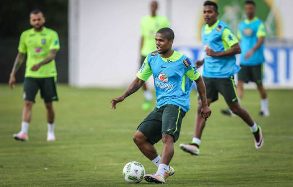 Brasil visita a Paraguay sin Neymar