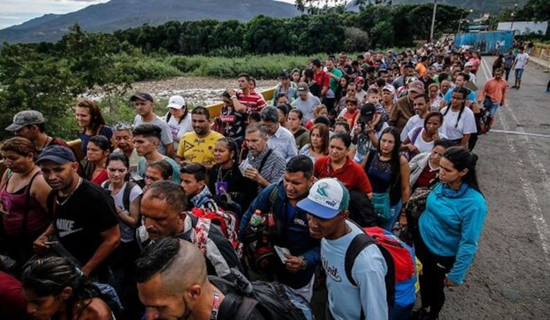 Venezolanos sienten leve respiro con reapertura de frontera con Colombia