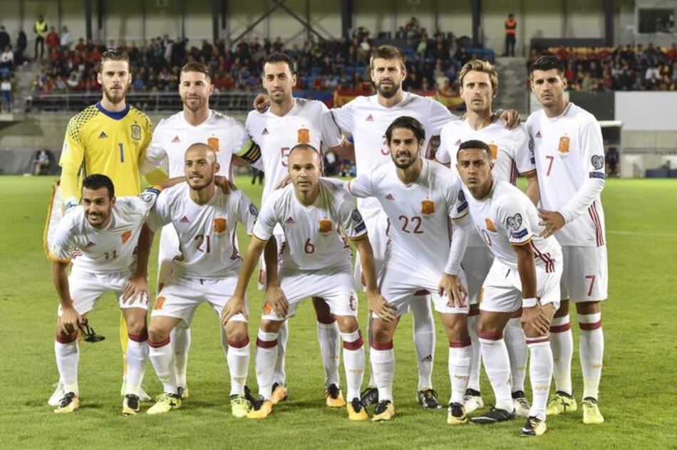 España golea 8-0 a Liechtenstein y tiene un pie en Rusia-2018