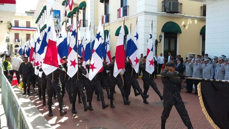 Honores a los símbolos patrios