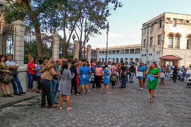 Fuerte sismo de 7.7 grados sacude costas de Cuba y Jamaica