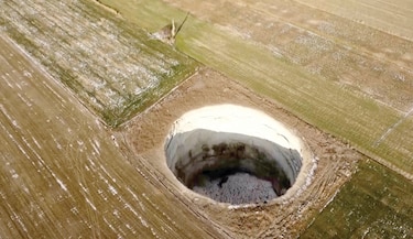 Los agujeros negros de Konya: donde la tierra se traga los campos