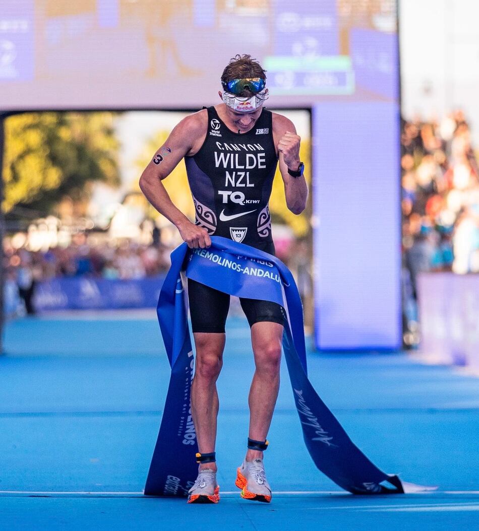 Yee, oro olímpico, gana el Mundial de triatlón