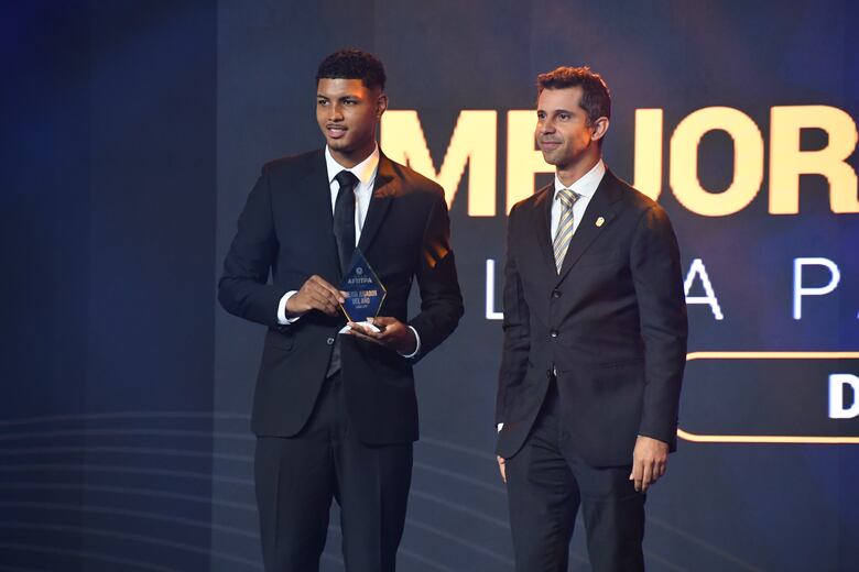 Michael Amir Murillo y Marta Cox brillan en  la Gala de Afutpa