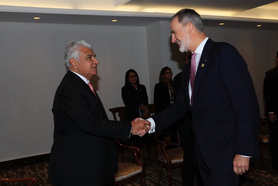 Mulino y el rey de España fortalecerán acuerdos de cooperación: migración, tren y cambio climático entre los temas