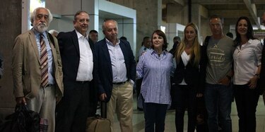 Senadores se reúnen con víctimas de las protestas contra el gobierno de Nicolás Maduro