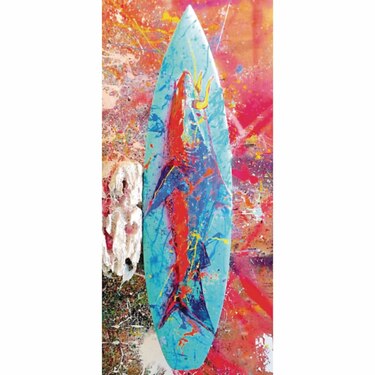 Tablas de surf son convertidas en obras de arte