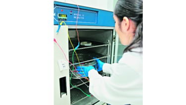 Tratar la malaria con energía y no con drogas, una meta ambiciosa