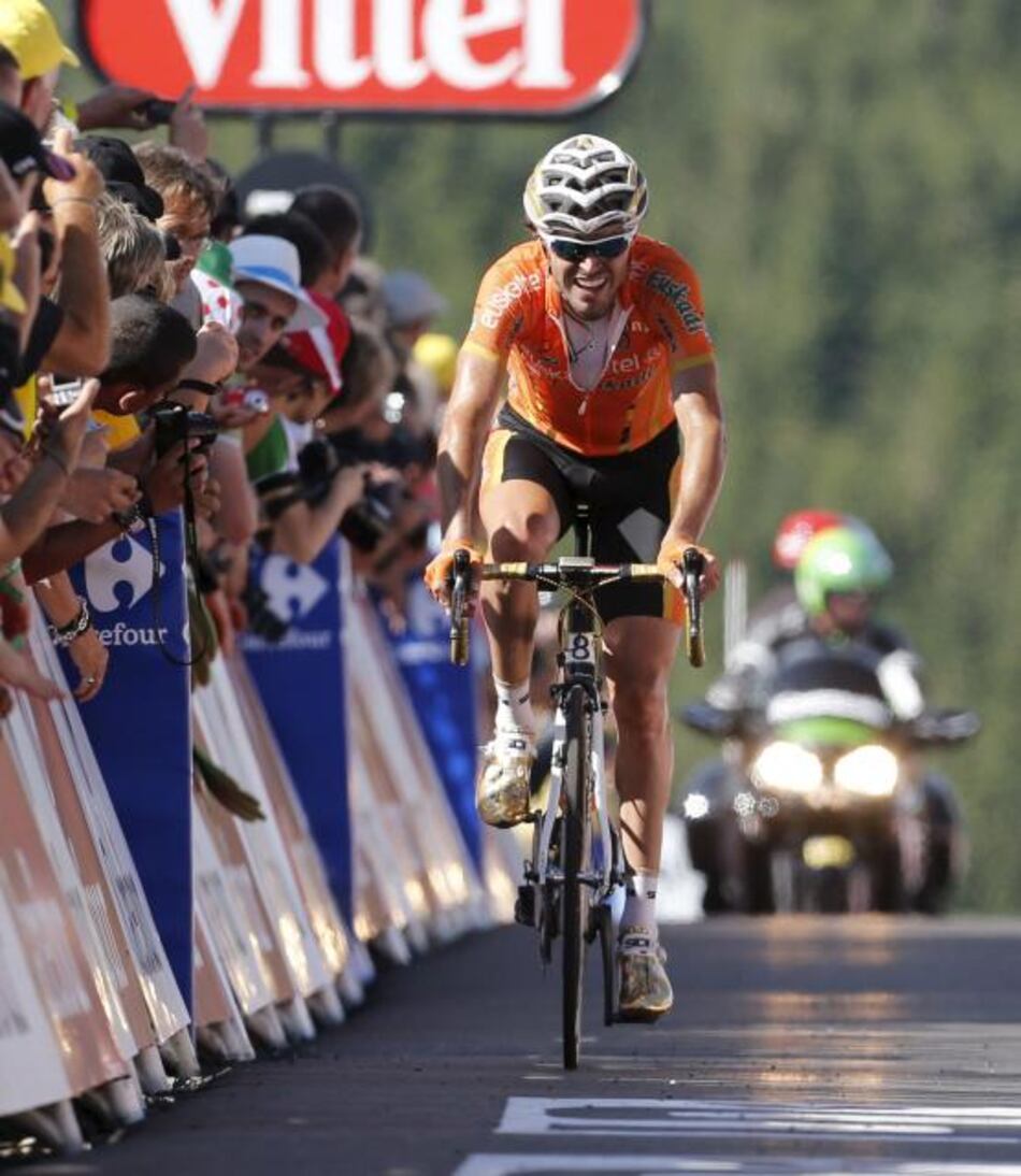 Samu Sánchez abandona el Tour y peligra defensa de su oro