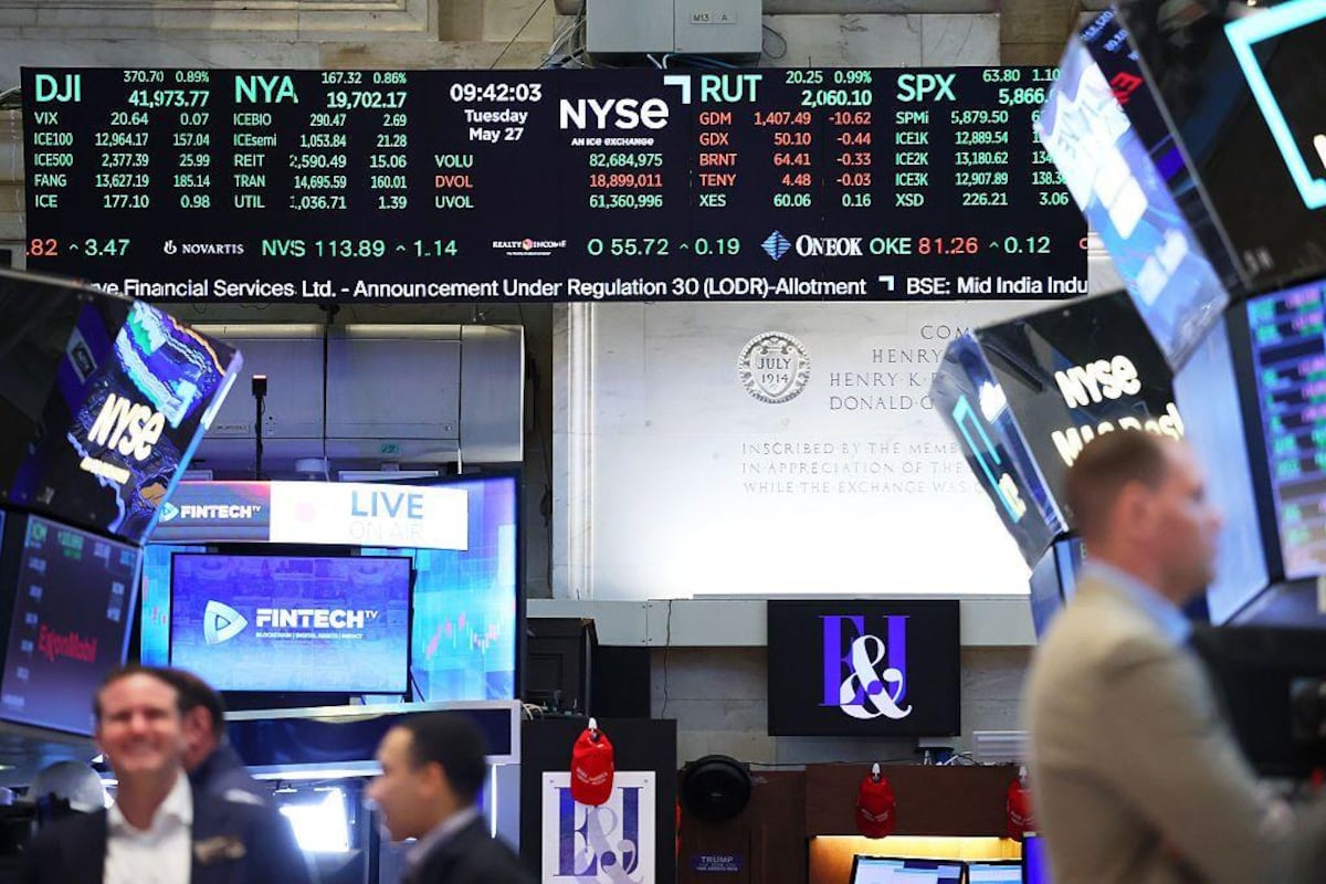 Wall Street cierra en verde ante la posibilidad de un alto el fuego en Irán