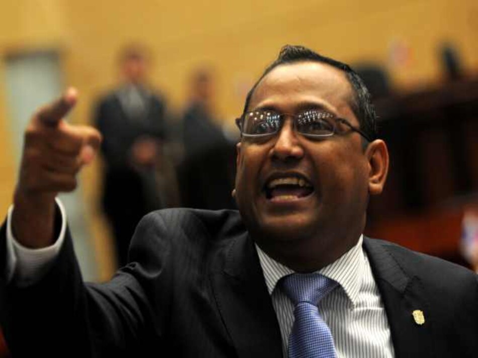 Pineda pide que pare ‘el show político’ tras incidente con su hermana