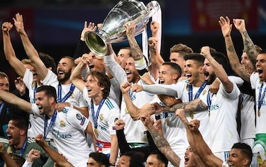 Cristiano enfrenta a Mourinho en Liga de Campeones; Barça en grupo difícil