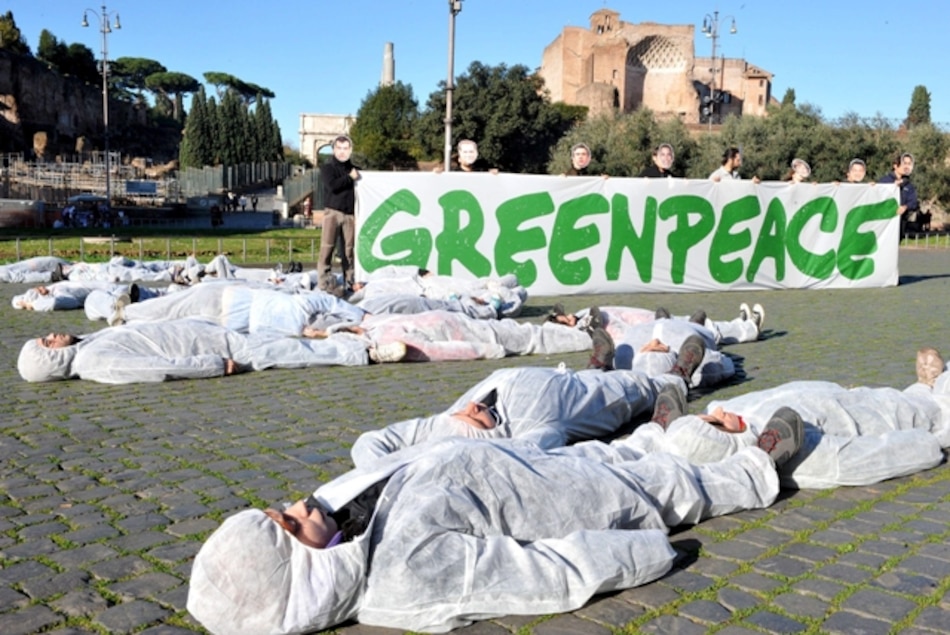 Greenpeace celebró sus 40 años dando lecciones de desobediencia civil