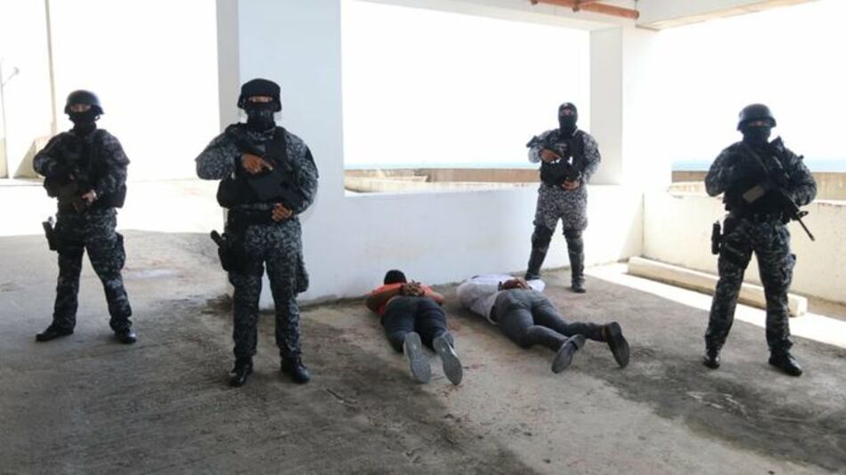 Tres aprehendidos deja operativo contra el crimen organizado en la isla Naos