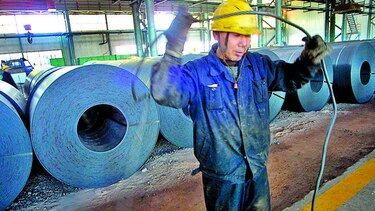 Lucha contra el esmog contrae las importaciones