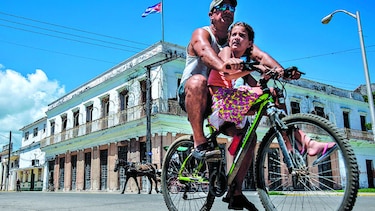 La bicicleta se pone de moda en Cuba