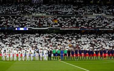 Suárez y Neymar fulminan al Real Madrid en el Bernabéu