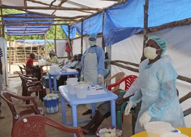 Sobreviviente de ébola viaja a EU para ayudar