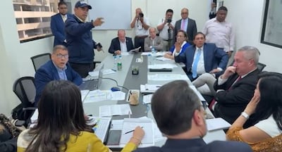 Reclamos y acusaciones sacuden la mesa de salario mínimo: solo una propuesta sigue en negociación