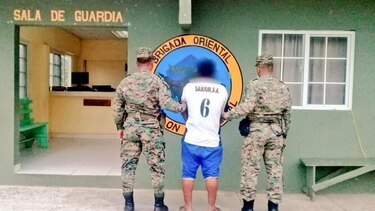 Aprehenden a colombiano por supuestamente estar involucrado en tráfico ilícito de migrantes
