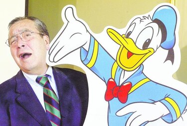 Muere Víctor Arriagada, el dibujante chileno del Pato Donald