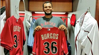 Enrique Burgos es subido a Grandes Ligas;  hecho histórico para Panamá