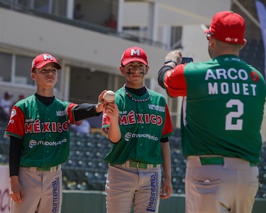 Joaquín Lisandro y Alan Domínguez quedan en la historia de la Serie del Caribe Kids