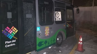 Acto de vandalismo obliga a suspender servicio de bus eléctrico en el Casco Antiguo
