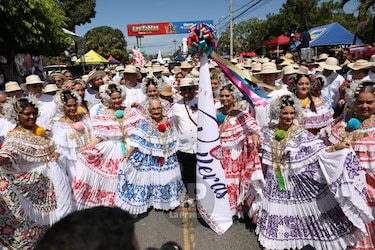 El imperio de las polleras