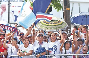 El primer recorrido del papa Francisco