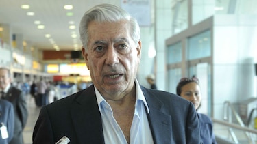 Vargas Llosa y más de 230 autores peruanos rechazan indulto a Fujimori