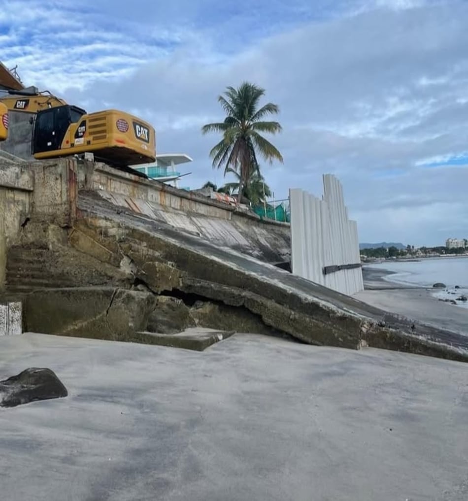 Denuncian construcción de muros en la zona costera de Coronado