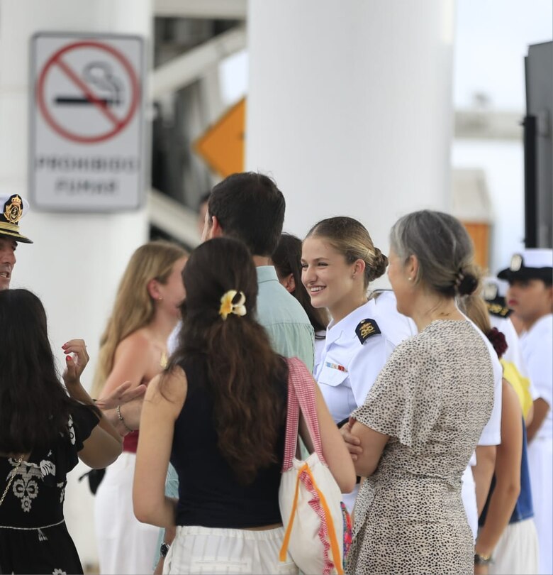Imágenes de la llegada de la princesa Leonor y la reina Letizia a Panamá