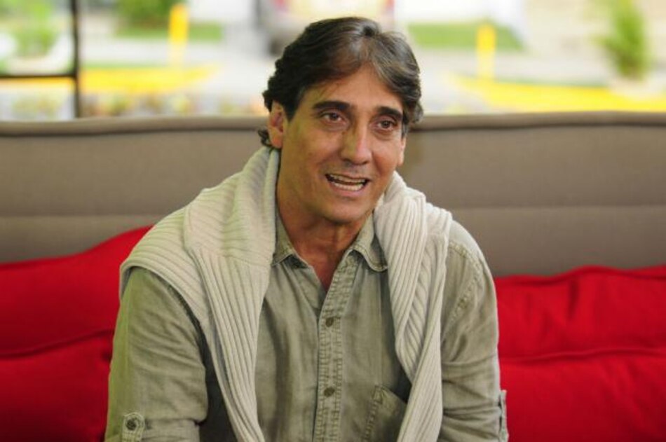 Cantante venezolano Guillermo Dávila es hospitalizado en Puerto Rico