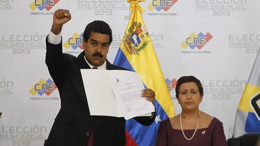 Tibisay Lucena: Un ‘grupúsculo’ es el que habla de un fraude