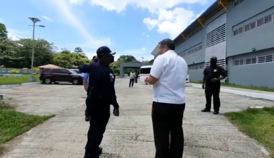Hieren a segundo agente de la Policía Nacional durante el paro general en Colón