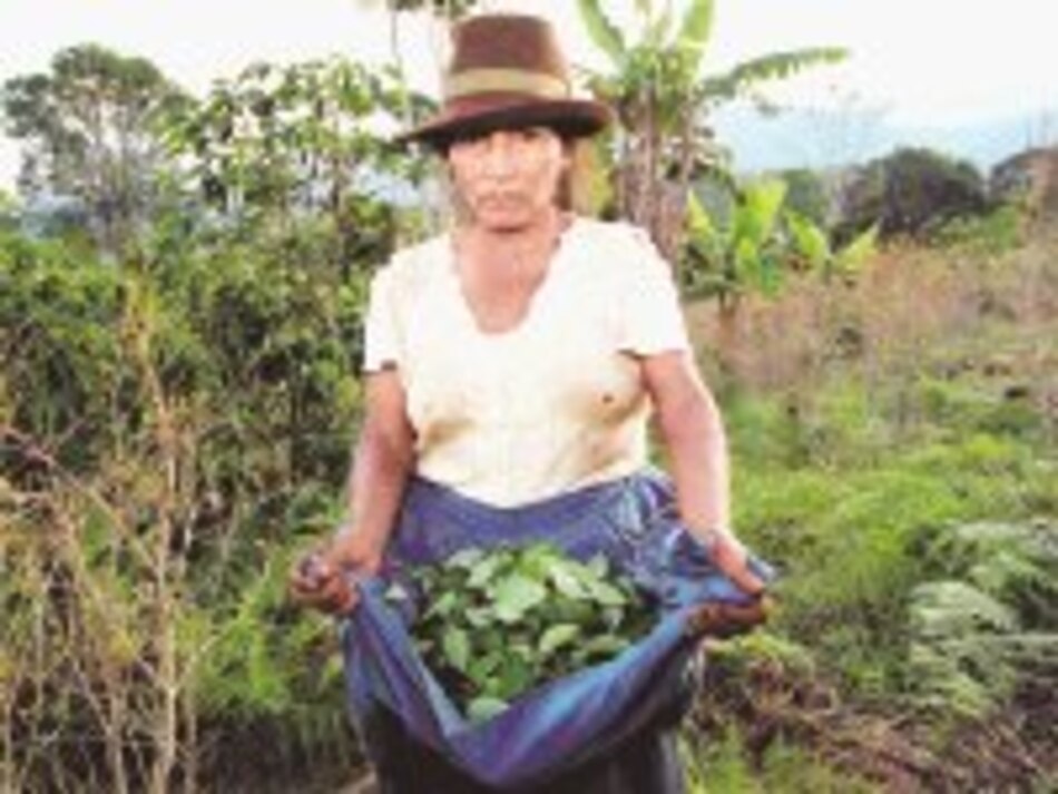 Carolina Barco discutirá visado y seguridad mañana en Ecuador