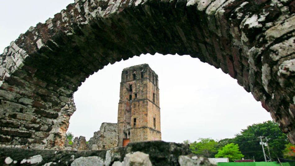 La ciudad de Panamá: su traslado y potencial