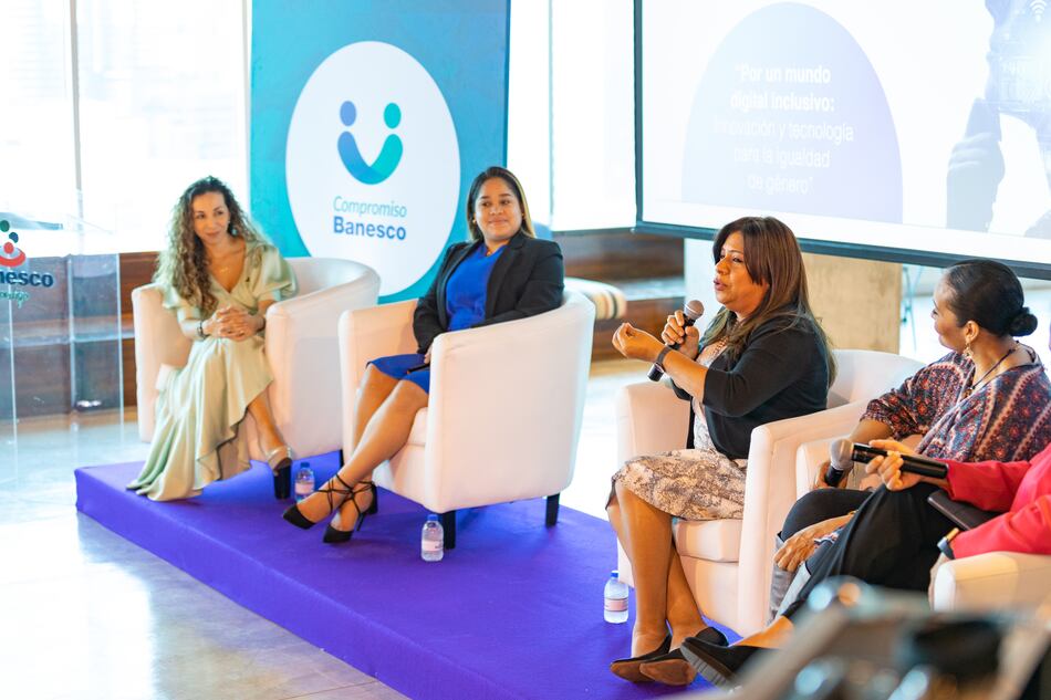 Banesco Panamá conmemora el Día Internacional de la Mujer