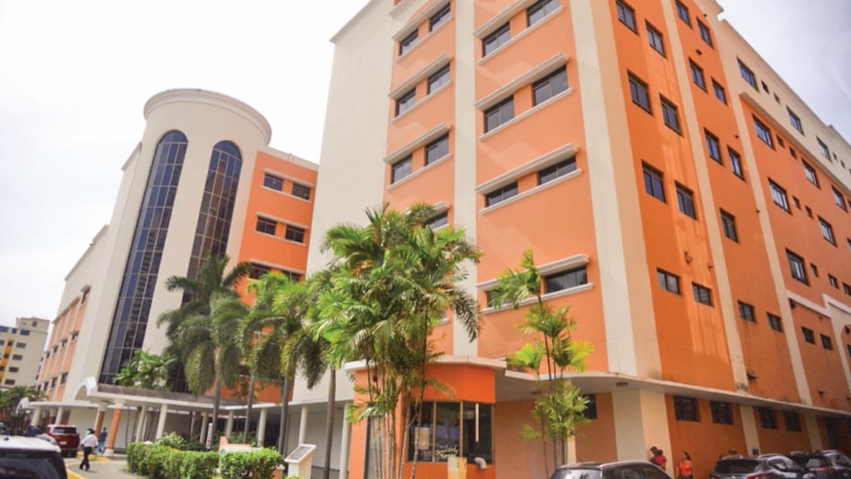 Hospital Santo Tomás suspende temporalmente atención en la consulta externa ante incremento de casos de la Covid-19