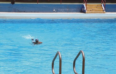 Pandeportes se resbala en sus propias aguas
