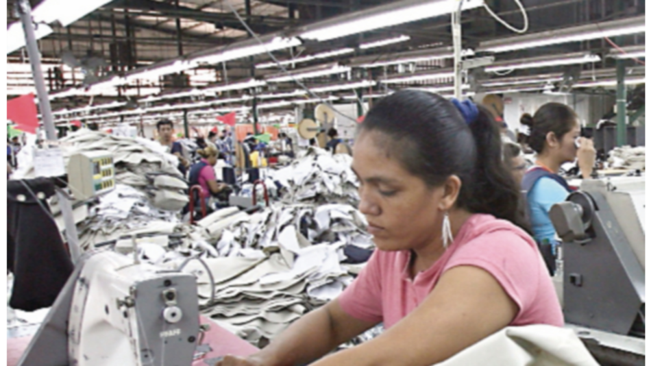 Crece el déficit de la balanza comercial en El Salvador