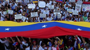 La Confederación Episcopal pide orar por Venezuela; hay una misa por la paz este domingo