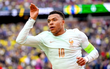 Mbappé pone a la Brasil de Ancelotti en su sitio