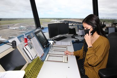 Panamá busca controladores aéreos