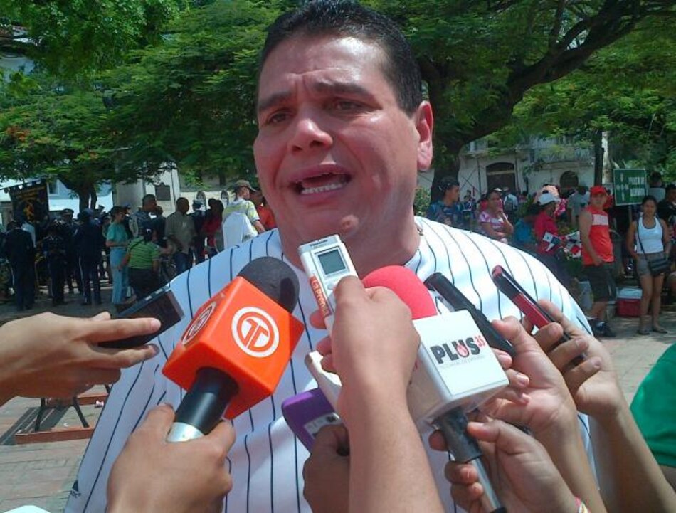 Gálvez dice ahora que solo ha pospuesto creación de comisión de investigación