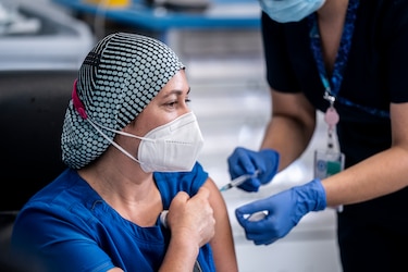 OPS: 240 millones de personas aún sin vacunar contra la Covid-19 en las Américas
