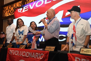 Sábado Picante: El viejo maquillaje del PRD