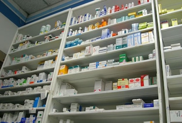 Medicinas sin registros frenan compra de la CSS